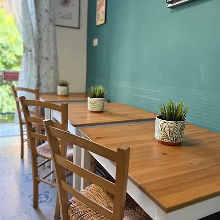 Bb Essenze Club Bed & Breakfast 3*