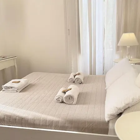 Bb Essenze Club Alojamento de Acomodação e Pequeno-almoço Palermo